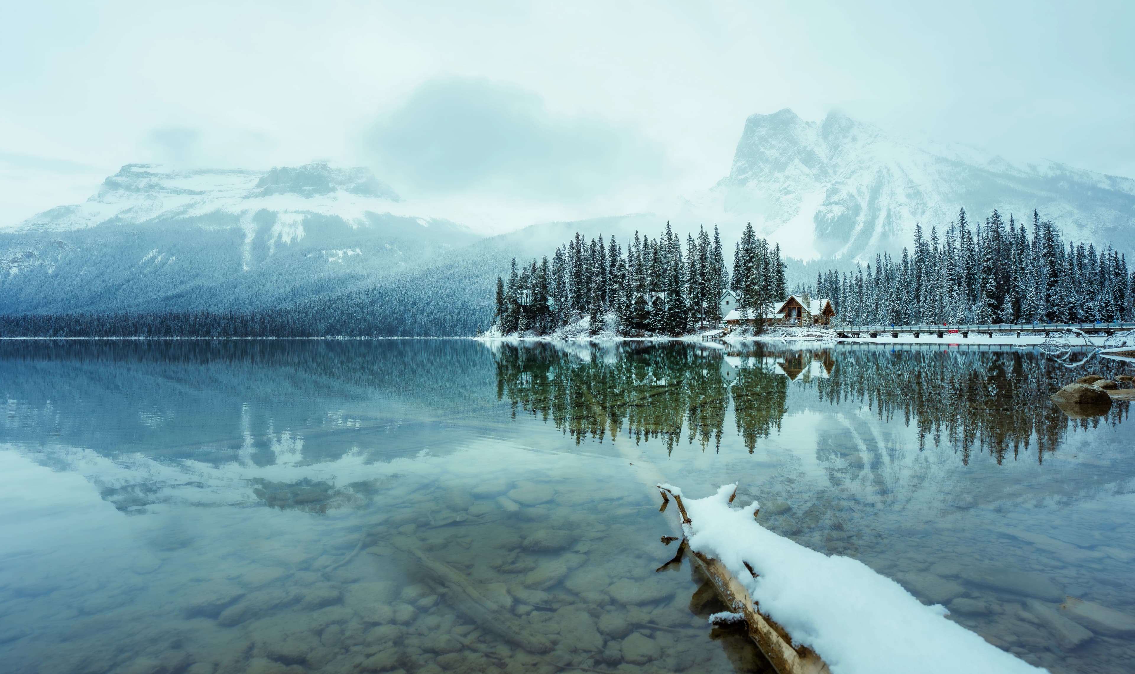 Landscape photo of the rocky mountains during the winter